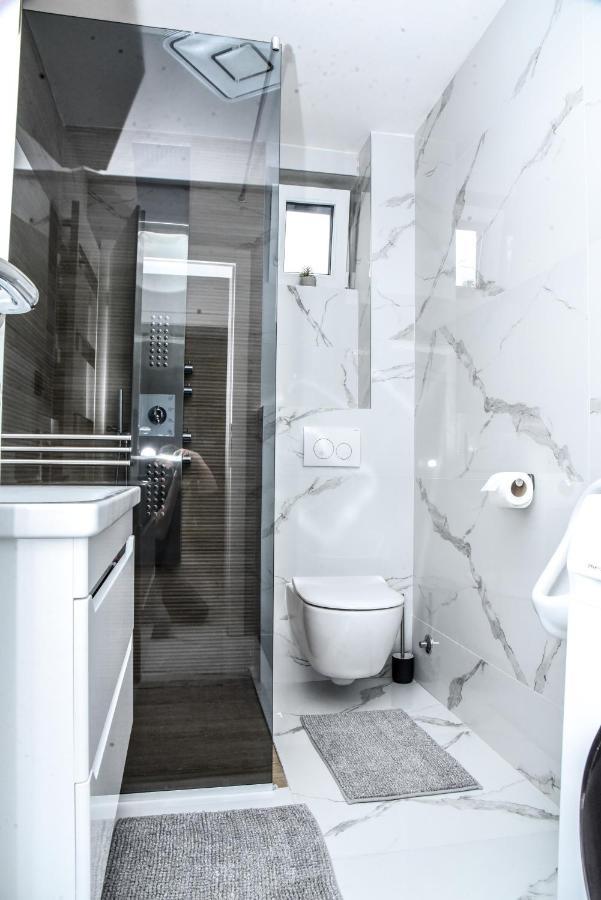 Luxury Villa M&B Tuzla Exterior photo