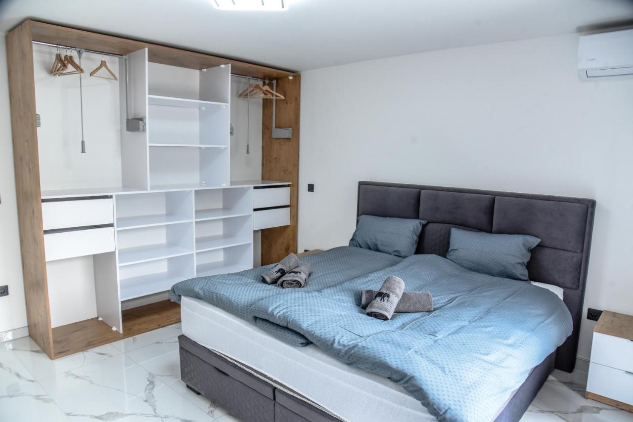Luxury Villa M&B Tuzla Exterior photo